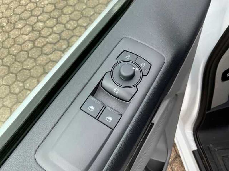 Ford Transit Custom E 320 L1 RWD Elektromotor Trend