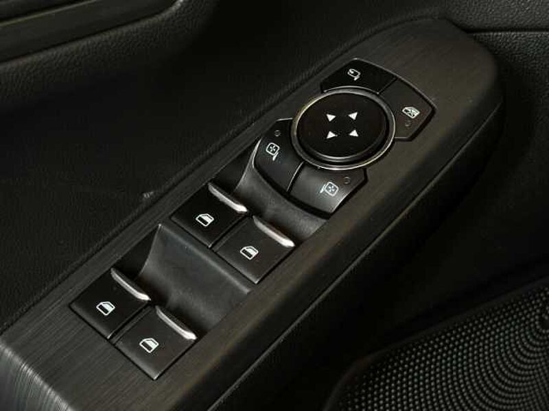 Ford Kuga Titanium+Automatik+Kamera+Navi+Key-Free