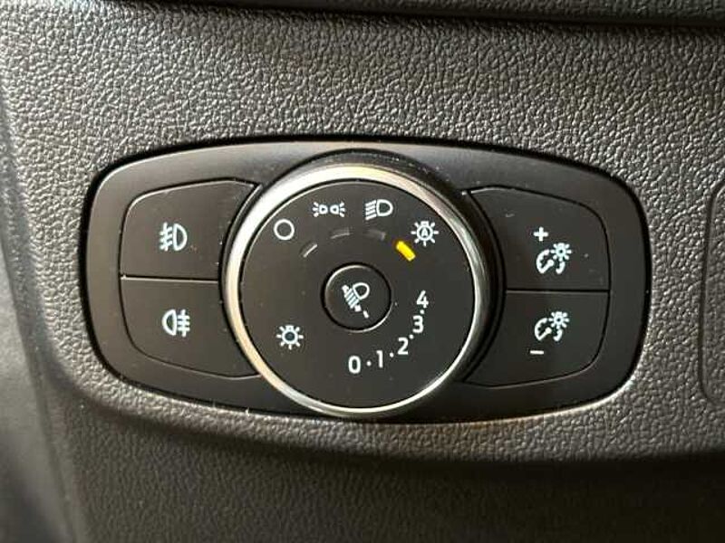 Ford Focus Cool&Connect+PDC+Klima+Lenkradheizung