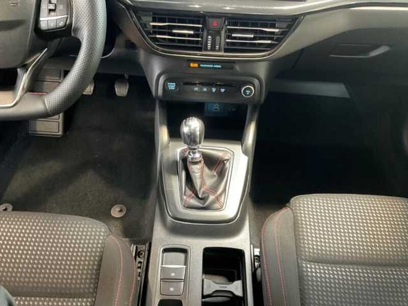 Ford Focus ST-Line+LED+B&O+Pano+Kamera+Navi+KeylessGO