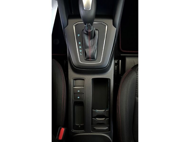 Ford Focus ST-Line X Turnier KeyFree+Tempomat-adapt. +TOTW+LED+Navi