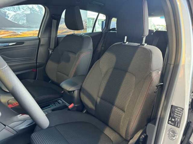 Ford Focus ST-Line X Turnier Automatik+Tempomat+LED+Navi+KeyFree