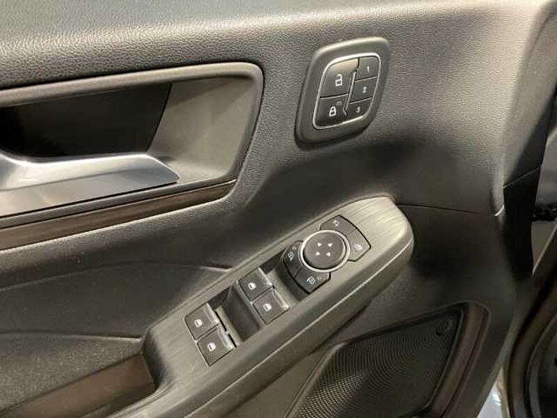 Ford Kuga Vignale AWD+Head-UP+LED+B&O+Standheiz. +Kamera