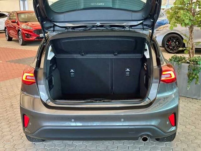 Ford Focus Titanium+*Facelift*+Navi+Klima+Tempo