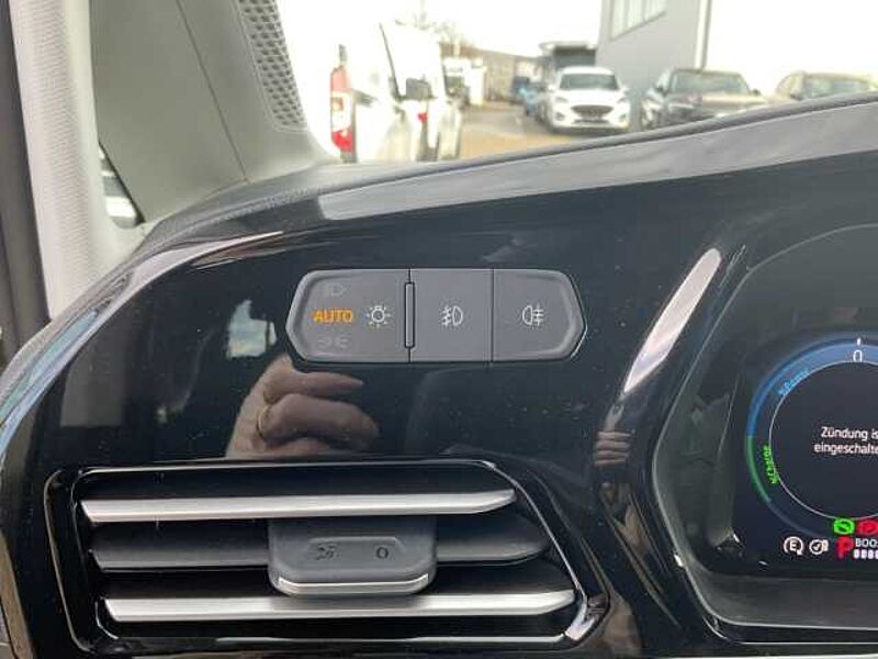 Ford Tourneo Connect PHEV Titanium+Kamera+KeyFree