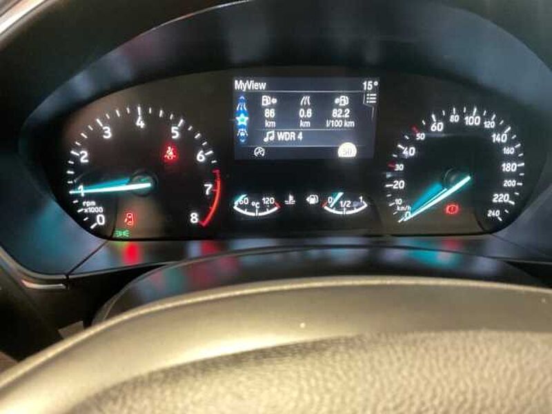 Ford Focus Titanium Turnier+KeyFree+Navi+Tempomat