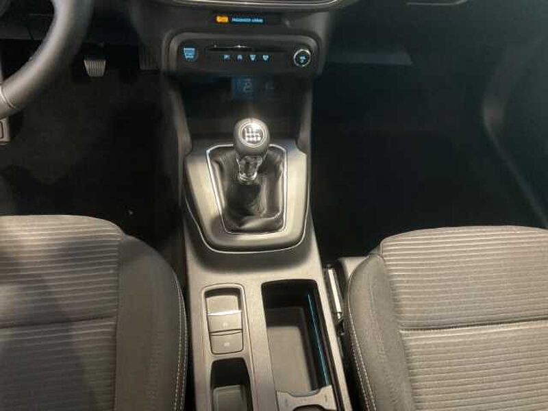 Ford Focus Titanium+Navi+LED+Kamera+KeylessGO+Sitzheizung