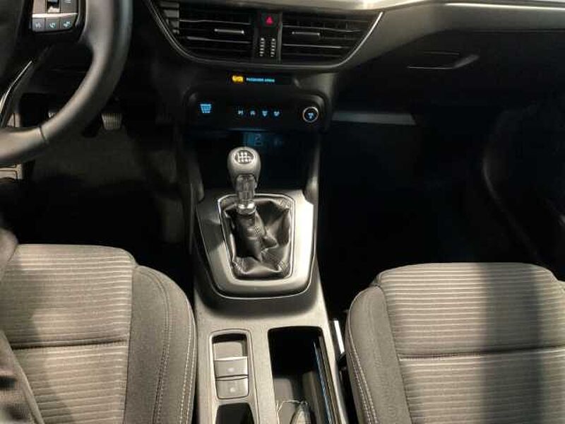 Ford Focus Titanium+Navi+LED+Kamera+KeylessGO+Sitzheizung