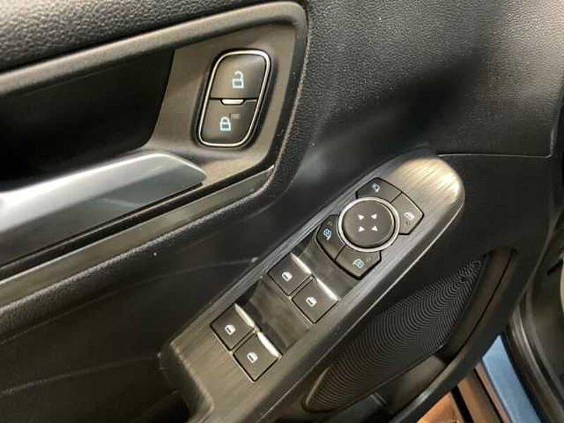 Ford Kuga Titanium X+LED+B&O+KeyFree+Kamera+Sitzheizung