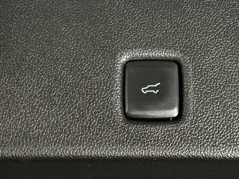 Ford Kuga ST-Line X+Automatik+Pano+Head-Up+B&O+Kamera