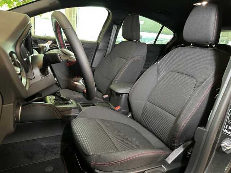 Ford Focus ST-Line X+Automatik+AHK+B&O+Kamera+Navi