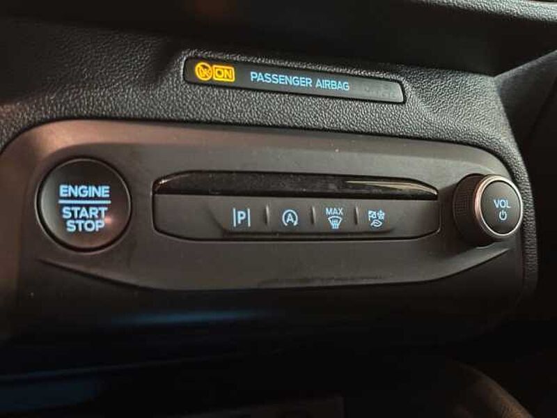 Ford Focus Turnier ST-Line+Automatik+AHK+PDC+Navi