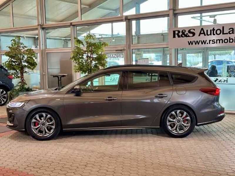 Ford Focus Turnier ST-Line+Automatik+AHK+PDC+Navi