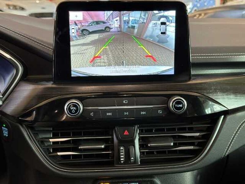 Ford Kuga Vignale+Automatik+AHK+B&O+Head-Up+Key-Free