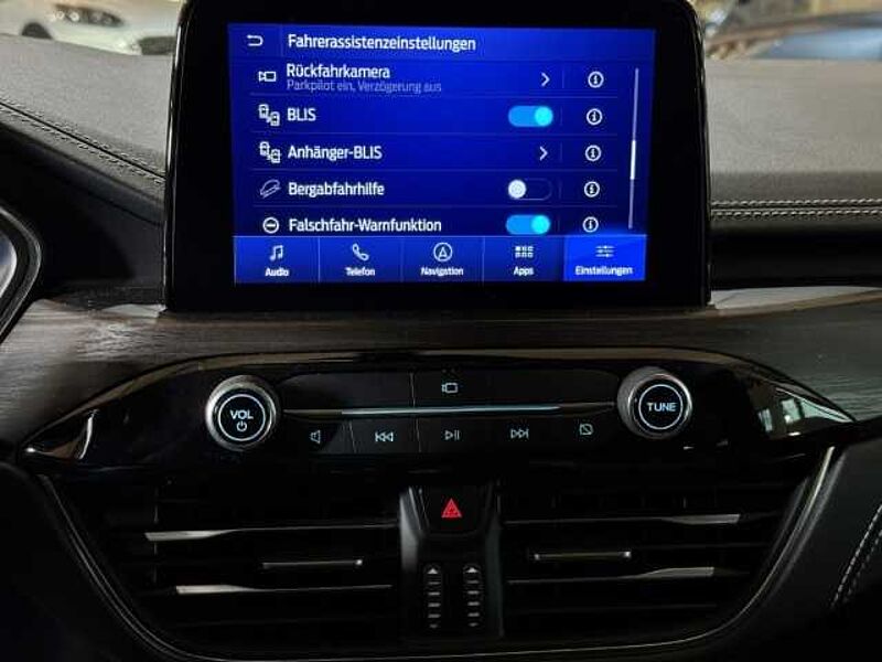 Ford Kuga Vignale+Pano+AHK+B&O+Head-Up+Key-Free