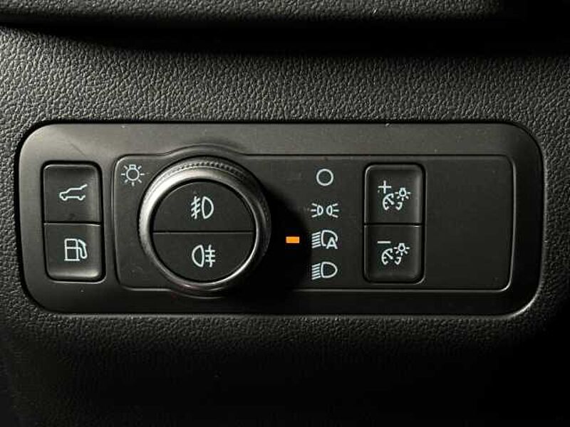 Ford Kuga ST-Line X+Automatik+Pano+Head-Up+Kamera