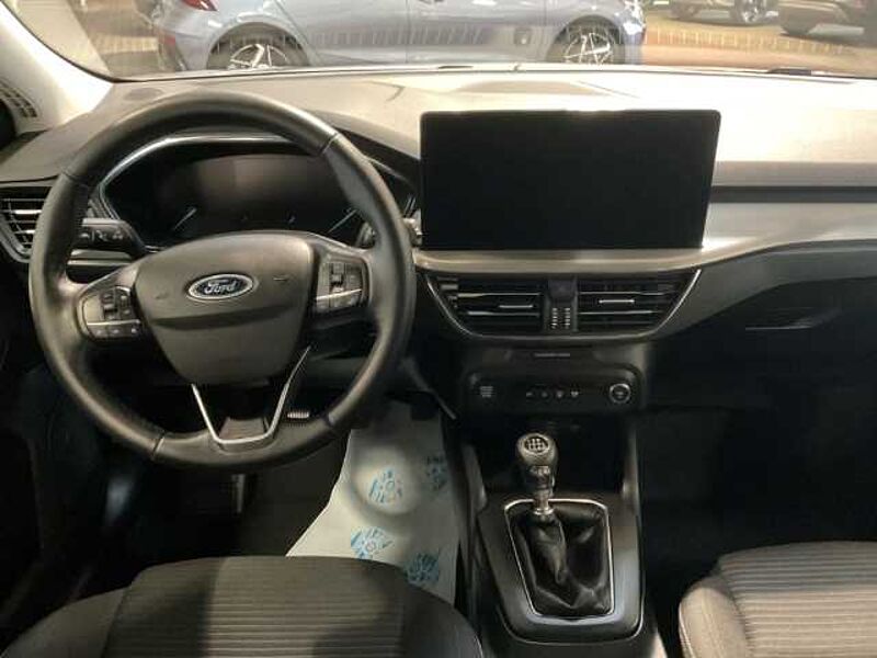 Ford Focus Titanium+Kamera+LED+4 Jahre Garantie'*