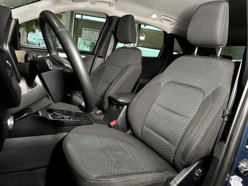 Ford Kuga Cool&Connect+Automatik+PDC+Navi+Sitzheizung