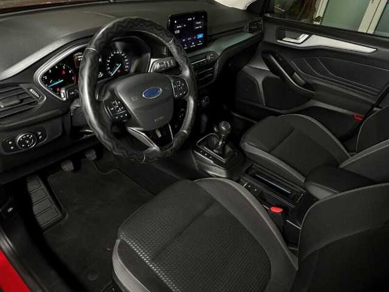 Ford Focus Cool&Connect+Parklpilot+Winter-P. +Tempo