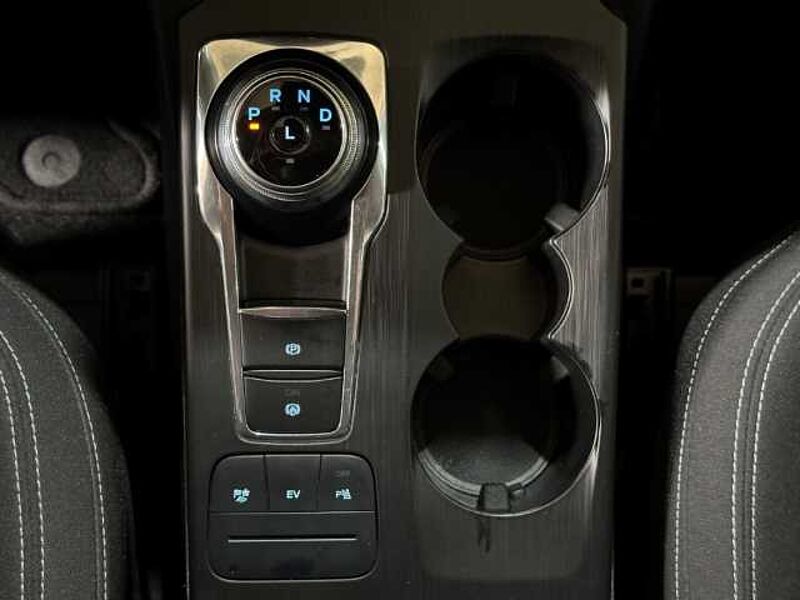 Ford Kuga Cool&Connect+Automatik+AHK+PDC+Winter-P.