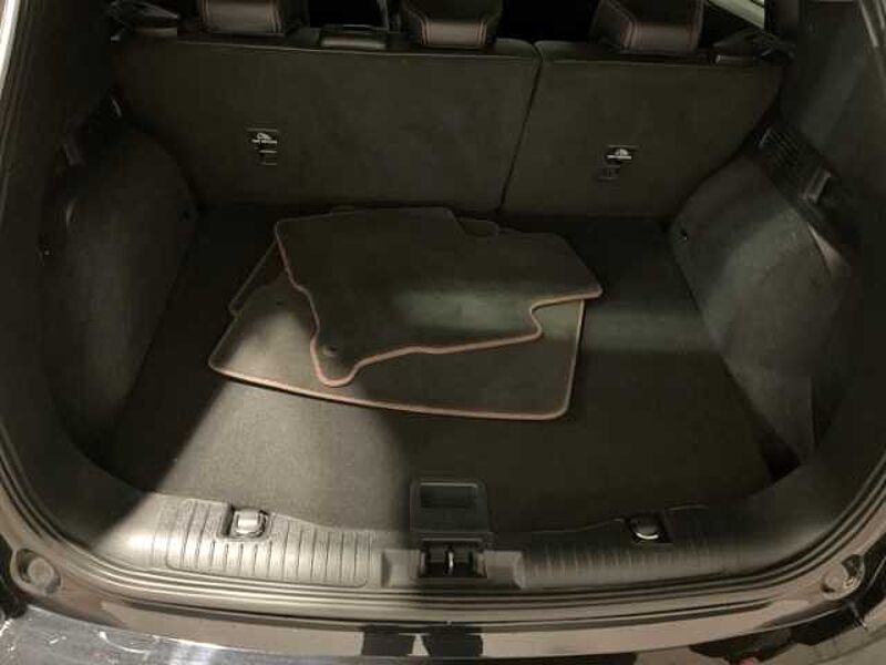 Ford Kuga Plug-In Hybrid ST-Line X Pano. Winter-P. RÜCKF. PDC. NAVI