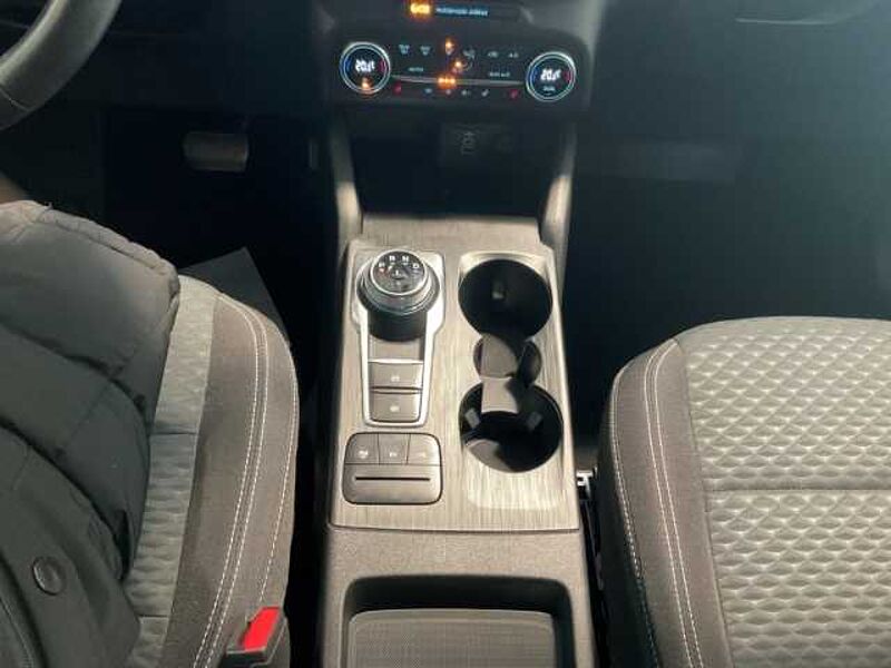 Ford Kuga Plug-In Hybrid Cool & Connect PDC. NAVI. Sitzheizung