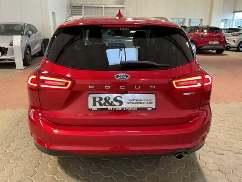Ford Focus Turnier Titanium RÜCKF. Winter-P. NAVI. PDC