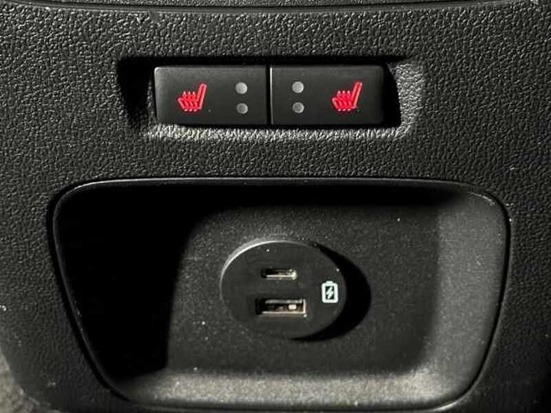 Ford Kuga ST-Line X+Automatik+AHK+Pano+B&O+Key-Free