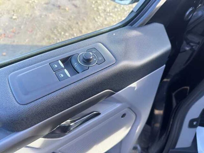 Ford Tourneo Custom Bus 320 L1 Titanium X FWD+8 Sitzer