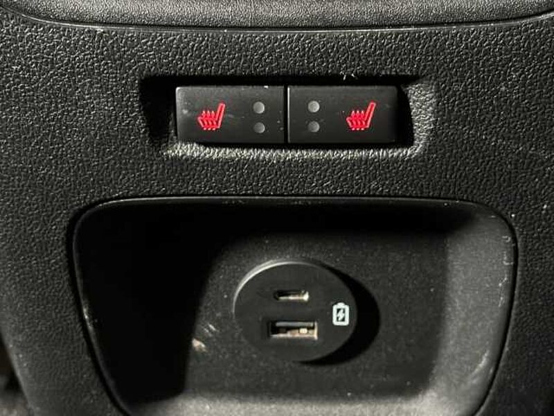 Ford Kuga ST-Line X+AHK+Pano+B&O+Head-Up+Key-Free