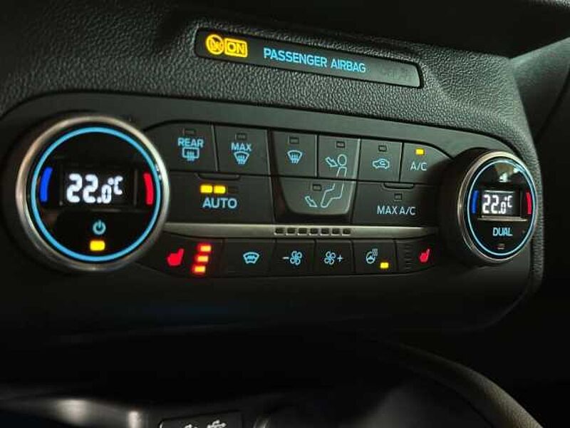 Ford Kuga Titanium X+Automatik+AHK+Kamera+B&O+Navi