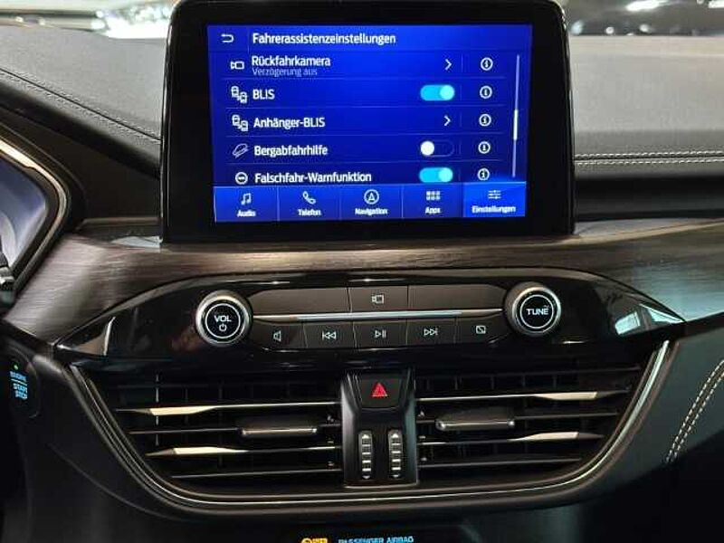 Ford Kuga Vignale+Pano+AHK+B&O+Head-Up+Key-Free