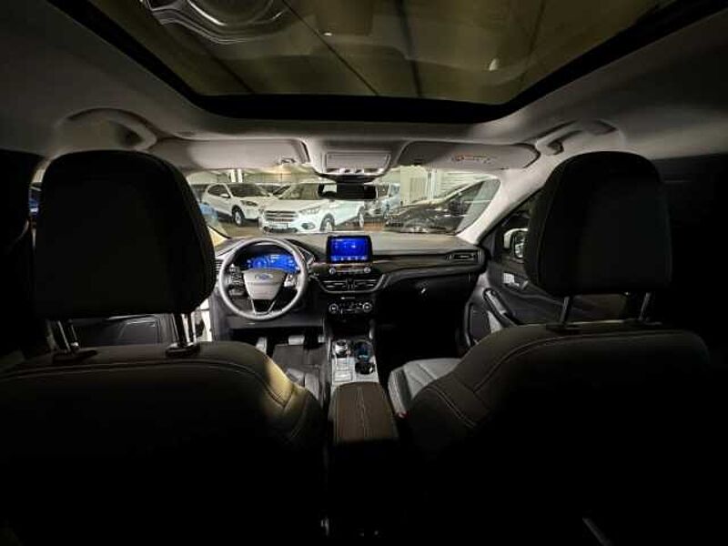 Ford Kuga Vignale+Pano+AHK+B&O+Head-Up+Key-Free