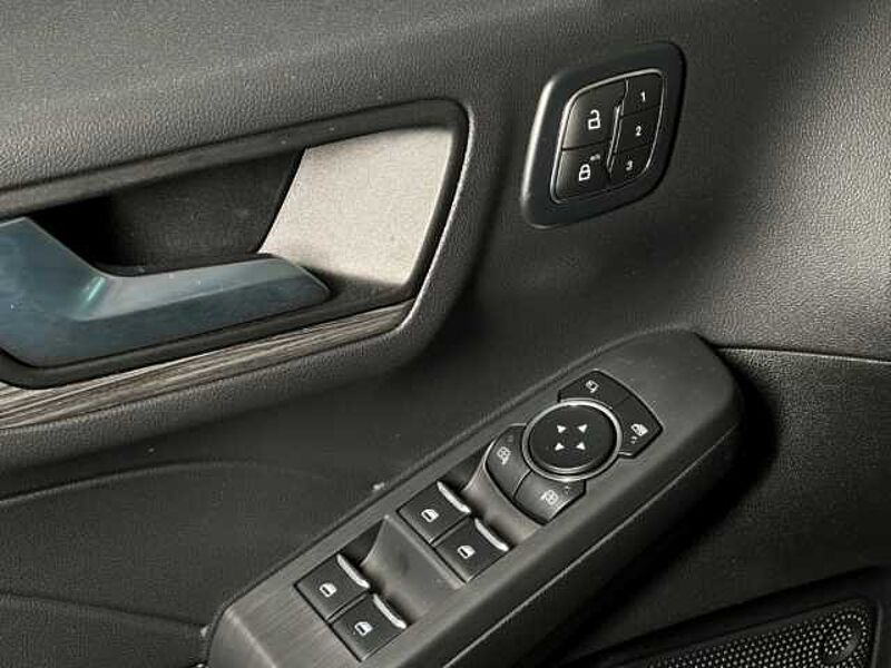 Ford Kuga Hybrid Active X+360&deg;Kamera+B&O+Head-Up