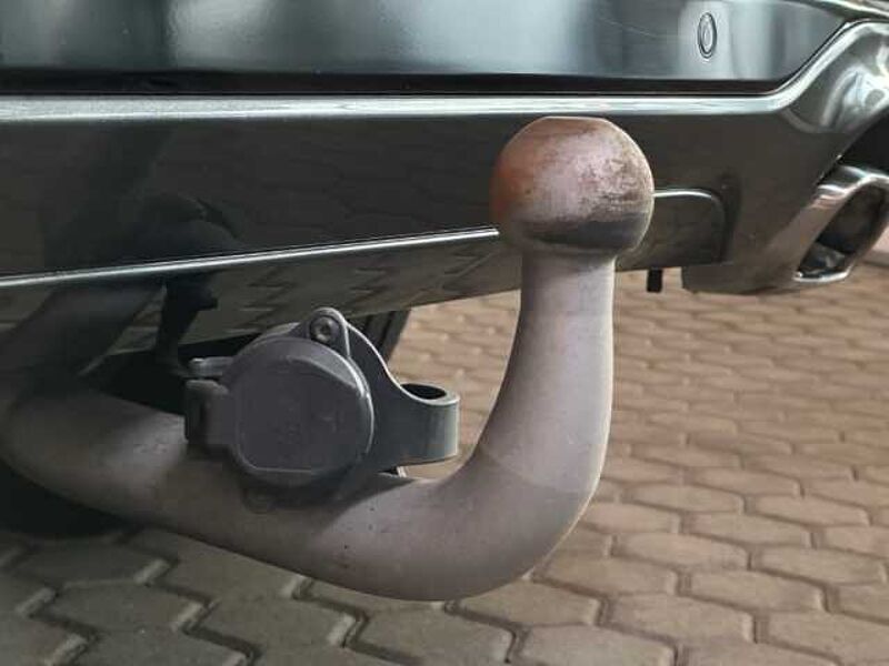 Ford Kuga ST-Line X+Automatik+AHK+B&O+Kamera+Navi