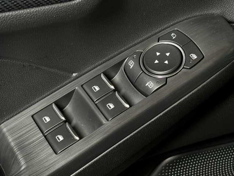 Ford Kuga ST-Line X+Automatik+AHK+B&O+Kamera+Navi