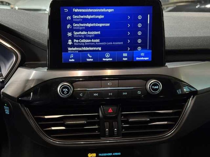 Ford Kuga Titanium X+Automatik+AHK+B&O+Kamera+Navi