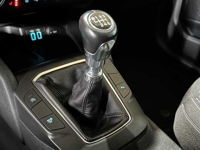 Ford Kuga Cool&Connect+PDC+Navi+Winter-P. +Tempo