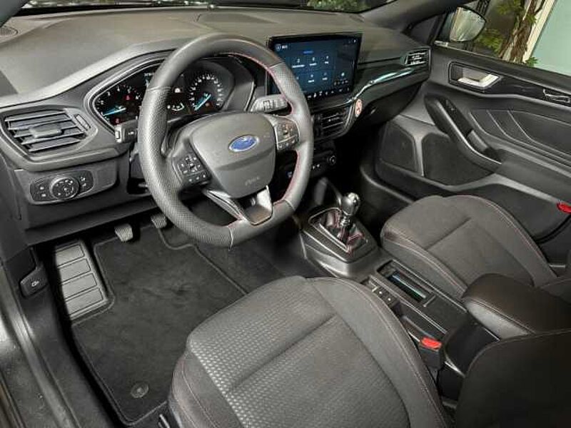 Ford Focus ST-Line+Kamera+Navi+Winter-P. +Tempo