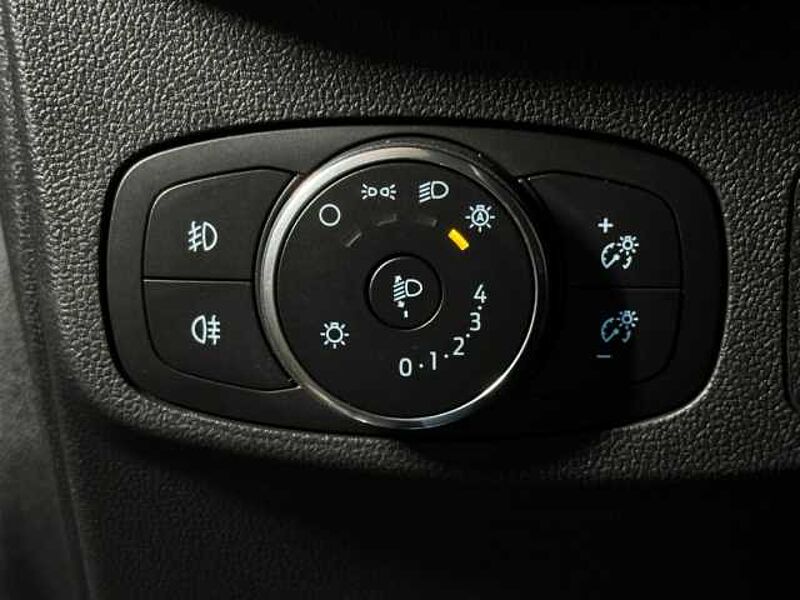 Ford Focus ST-Line+Kamera+Navi+Winter-P. +Tempo