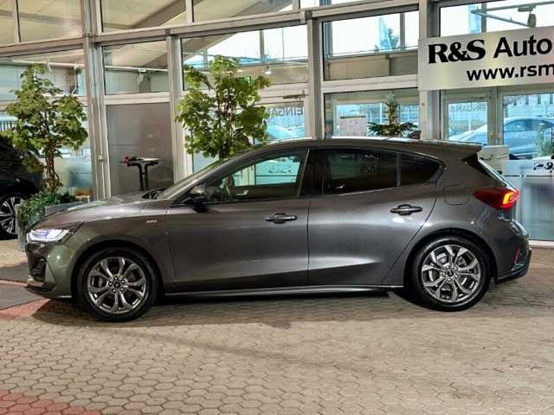 Ford Focus ST-Line+Kamera+Navi+Winter-P. +Tempo